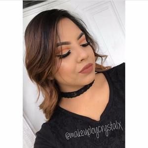 Meet your Posher, Crystal